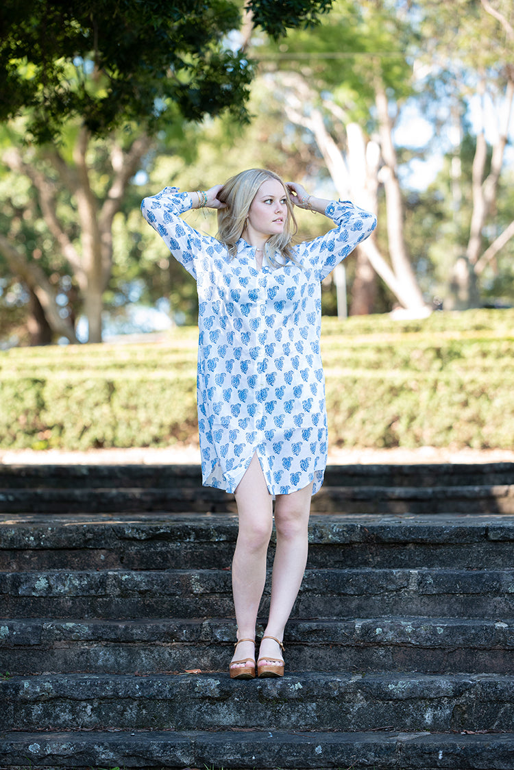 Our Harper Shirt Dress is a soft, 100% cotton, button through dress featuring collar and 3/4 sleeves. Nisa showcases a cute Mehndi style hand block printed pattern crafted by our partner artisans in Jaipur, India.