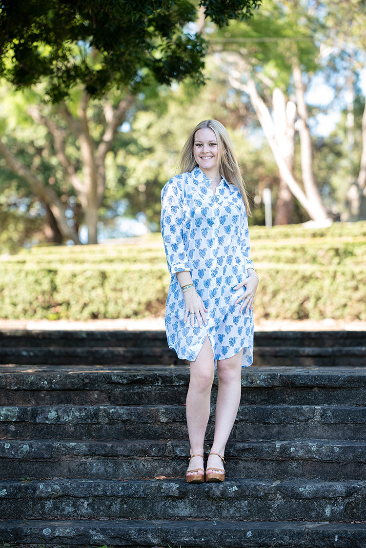 Our Harper Shirt Dress is a soft, 100% cotton, button through dress featuring collar and 3/4 sleeves. Nisa showcases a cute Mehndi style hand block printed pattern crafted by our partner artisans in Jaipur, India.
